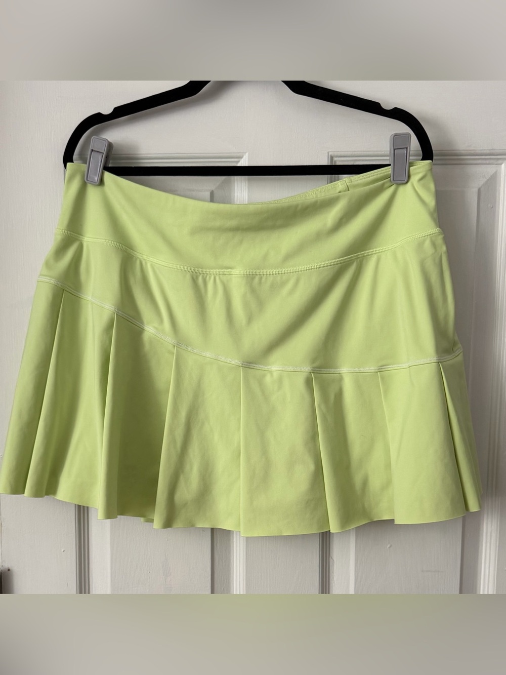 Athleta Lime Green Serve Pleated Skort XL Tennis Golf Athletic Activewear Skirt